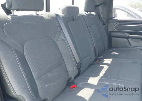 2021 Ram 1500 Big Horn 4X2 5'7 Box из США, поврежденный, VIN 1C6RREFT7MN661083